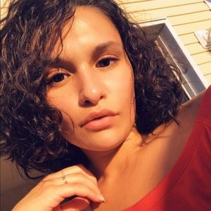 Meet your Posher, Angelica